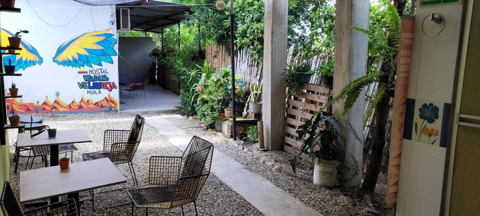 Hostal Villa Del Rio Las Brisas Villavieja Esterno foto