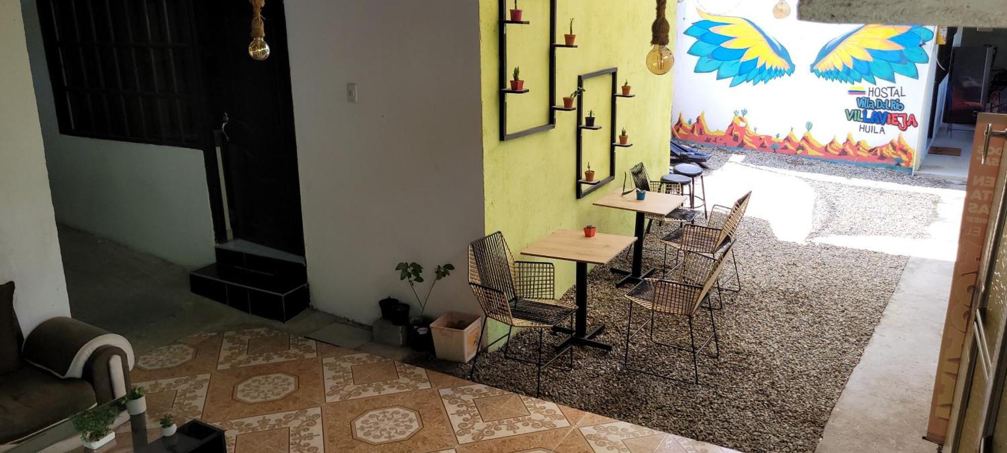 Hostal Villa Del Rio Las Brisas Villavieja Esterno foto