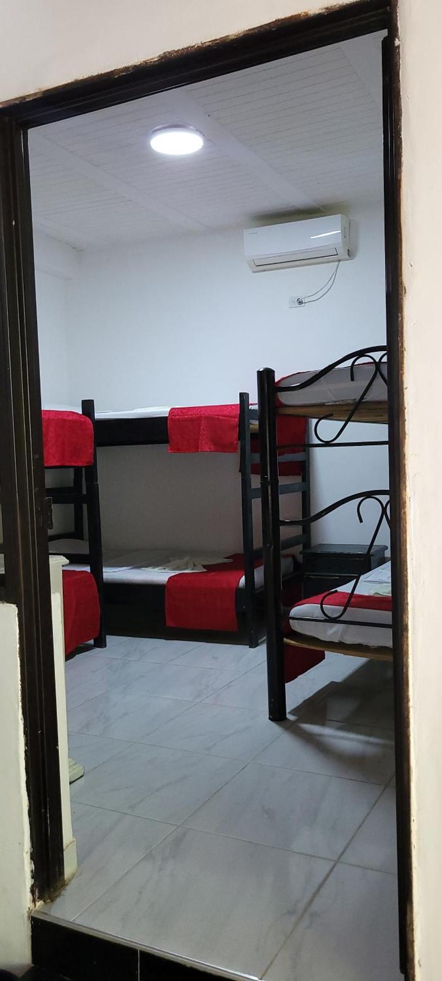 Hostal Villa Del Rio Las Brisas Villavieja Esterno foto