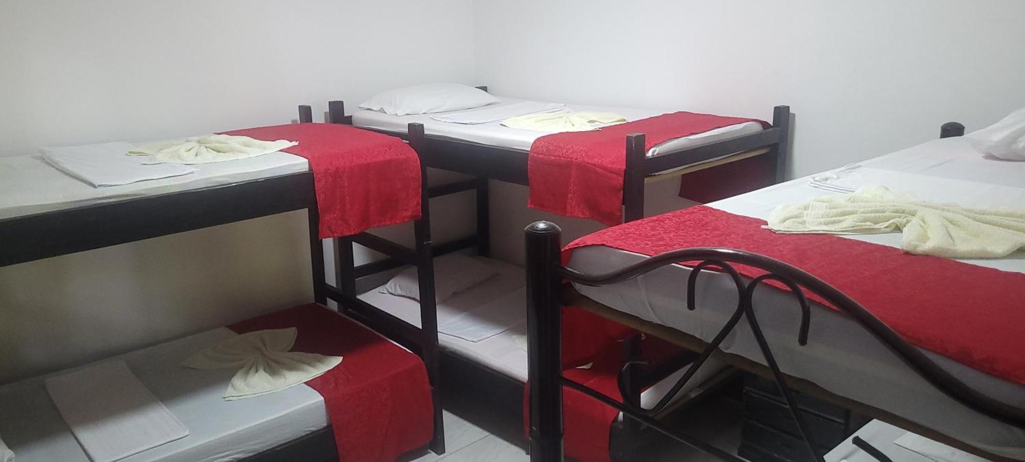 Hostal Villa Del Rio Las Brisas Villavieja Esterno foto