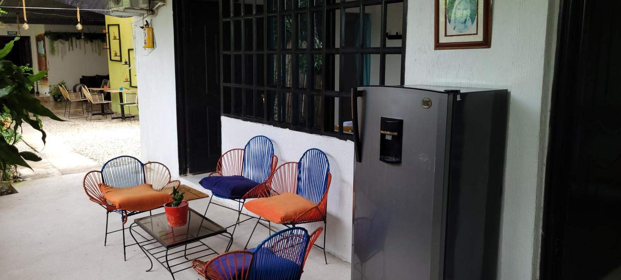 Hostal Villa Del Rio Las Brisas Villavieja Esterno foto